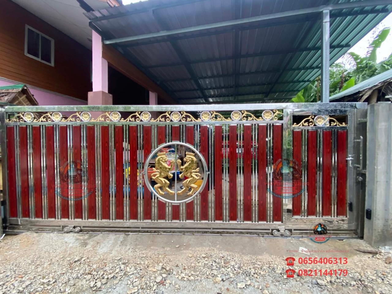 Picsart_25-11-22_19-45-03-547.jpg - ประตูรั้ว ลายสิงโตทองคู่ | https://ห้างหุ้นส่วนจํากัดพลังชัยสแตนเลส.com