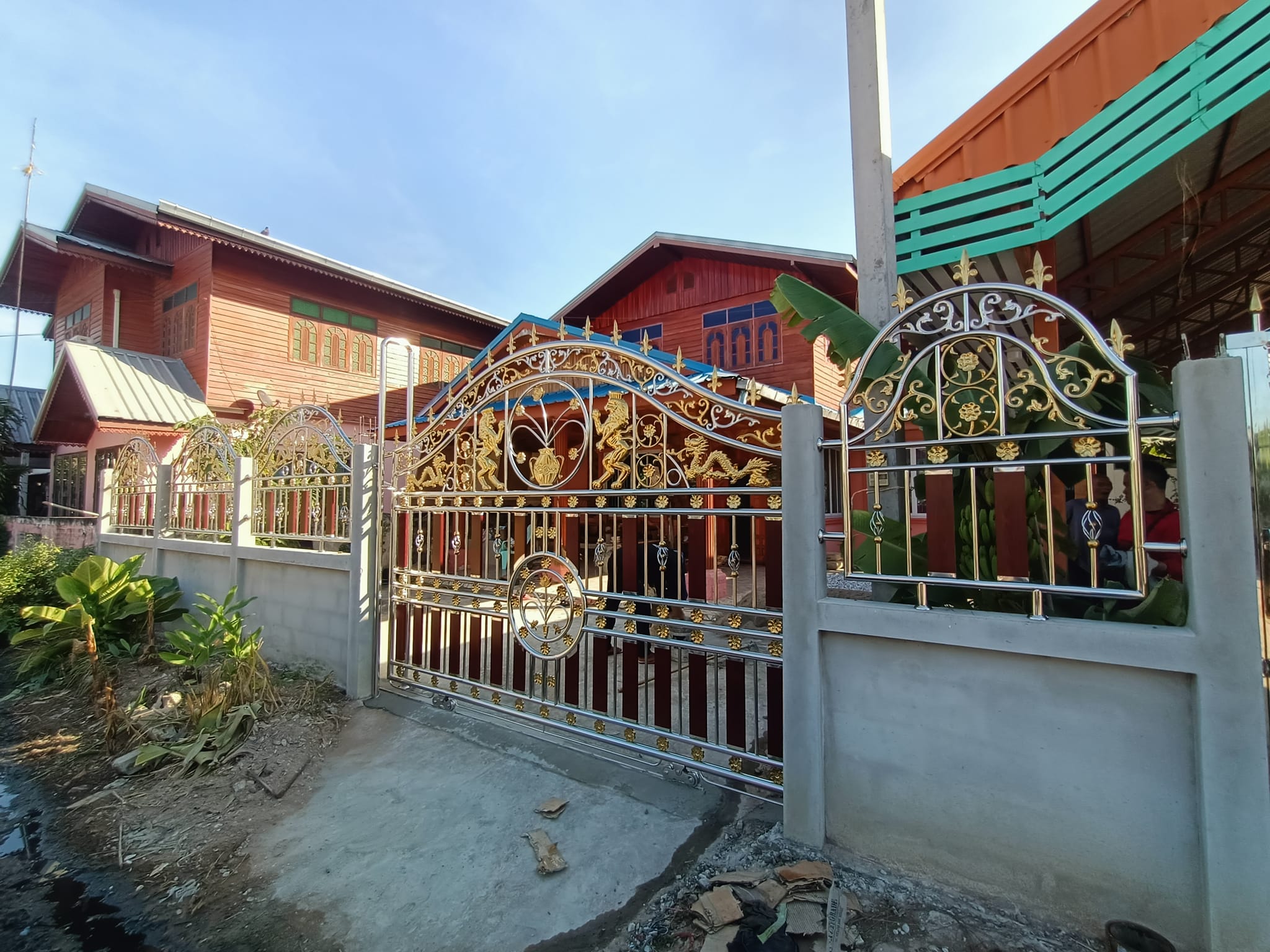 3 - https://ห้างหุ้นส่วนจํากัดพลังชัยสแตนเลส.com | ห้างหุ้นส่วนจำกัดพลังชัยสแตนเลส - รับงานสแตนเลสทุกชนิด รับทำรั้วสแตนเลส ประตูสแตนเลส ราวบันไดสแตนเลส หน้าต่างกันขโมยสแตนเลส สวย เนียน เสร็จเร็วทันใจ